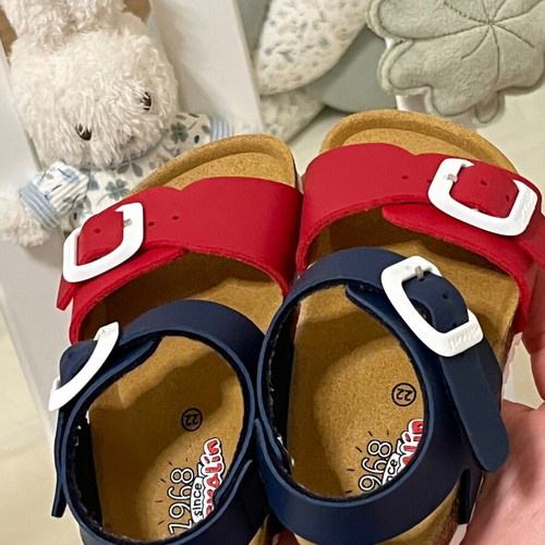 Garvalin kids anatomical sandals size 22, blue and red