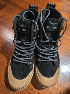 Pepe Jeans Ascot leather ankle boots like new, size 36