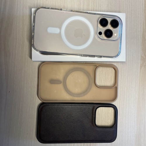 Apple iPhone 16 Pro 128GB gold