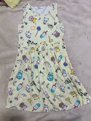 H&M girls dress 8-10 years like new, colorful yellow