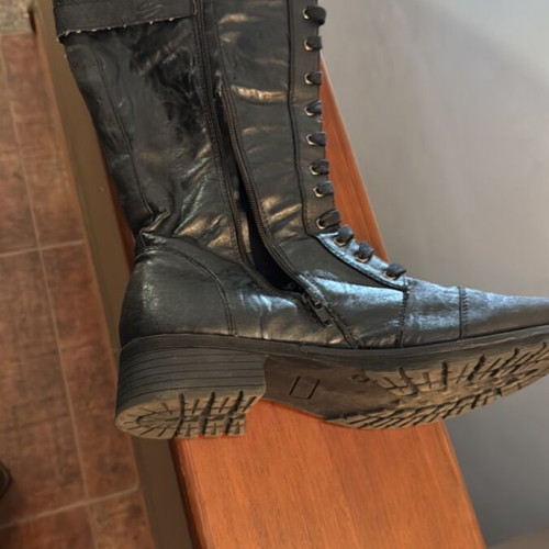 A To Z Greek black knee-high boots like new, size 40