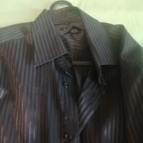 Shirt medium black and gray with cuffs like new
