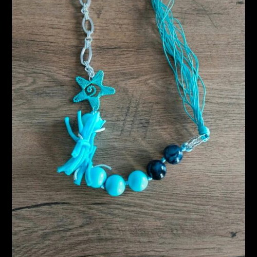 Handmade necklace unused, blue and turquoise shades