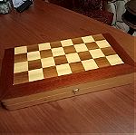 Κουτί σκακιέρα και τάβλι