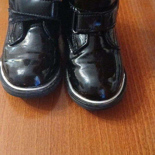 Pedika boots used, size 25
