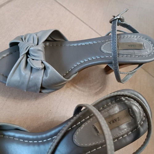 Zara sandals used, gray, size 38, wooden heel