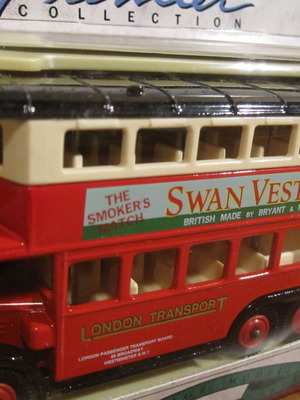 Lledo 1931 AEC Renown Double Deck Bus нов
