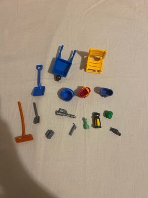 Playmobil used farm pieces