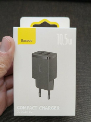 Baseus Compact Charger 2U 10.5W EU wall charger new