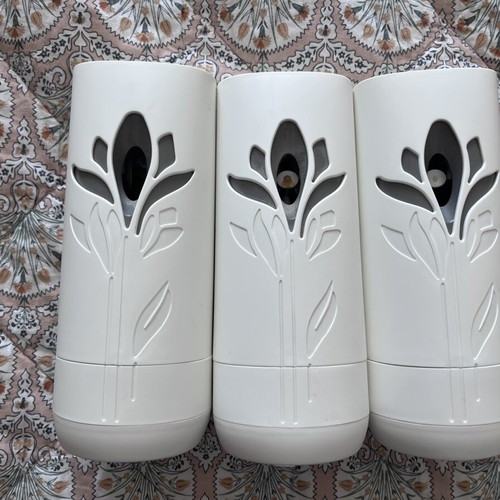 Automatic Air Freshener Devices like new, set of 3
