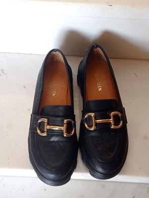 Black moccasins used with thick sole size 36-37