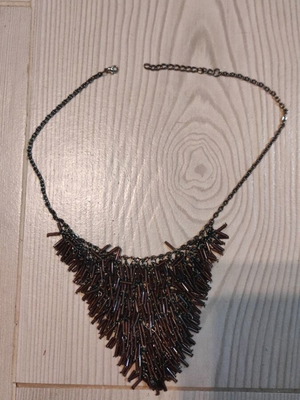 Dark brown necklace