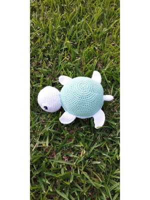 Knitted turtle new