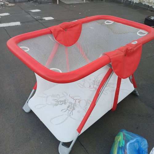 Playpen used, foldable for storage