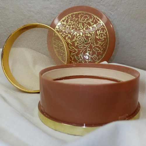 Vintage Couture Cosmetics powder box ULTIMA II by CHARLES REVSON used