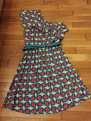 Lussile mini dress with one shoulder, like new, geometric prints, blue and red