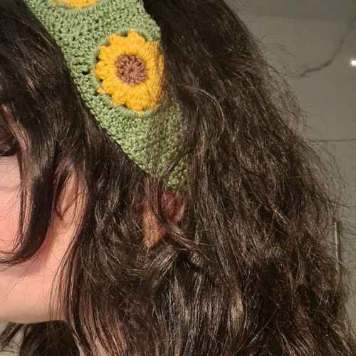 Handmade crochet headband like new, green and gold