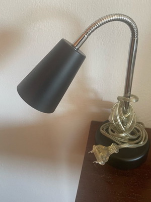 Desk lamp like new with adjustable neck