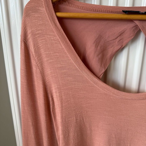 Reign blouse new with open back silk and viscose XS