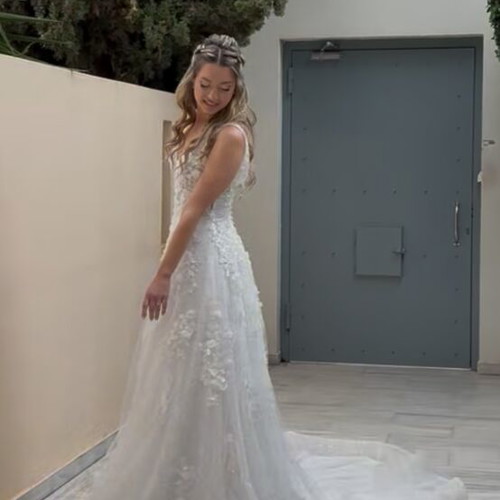 Primalicia Milla Nova wedding dress like new, size S, off white