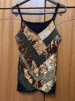Black top with sequins and beads like new, evening wear