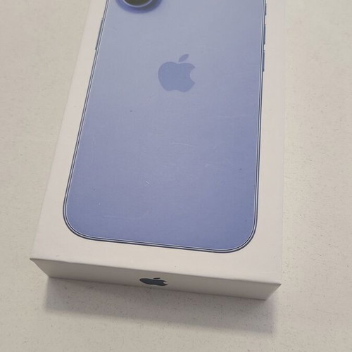 Apple iPhone 16 128GB Ultramarine refurbished, like new