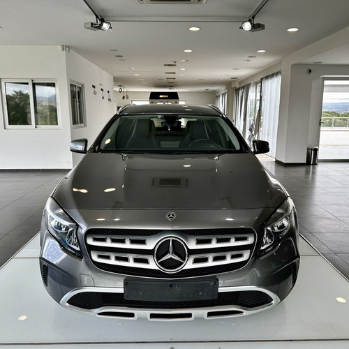 Mercedes-Benz GLA 180 2019CDI Auto Business like new, diesel SUV