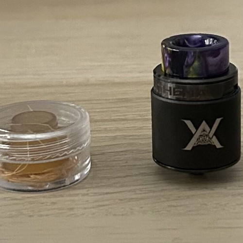 GeekVape Athena Squonk RDA used, gun metal with extra drip tip