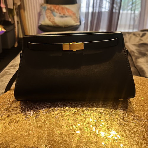 H&M shoulder bag black like new