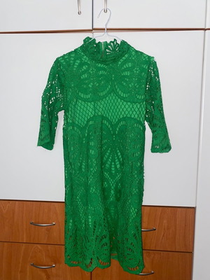 Embroidered dress in green, size small-medium
