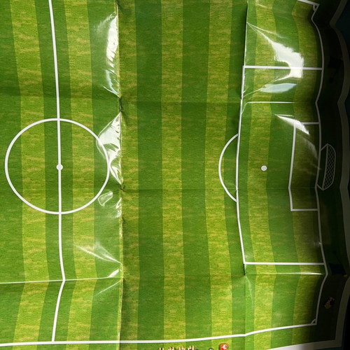 Football game like new with book, 9 players, referee, ball and play surface