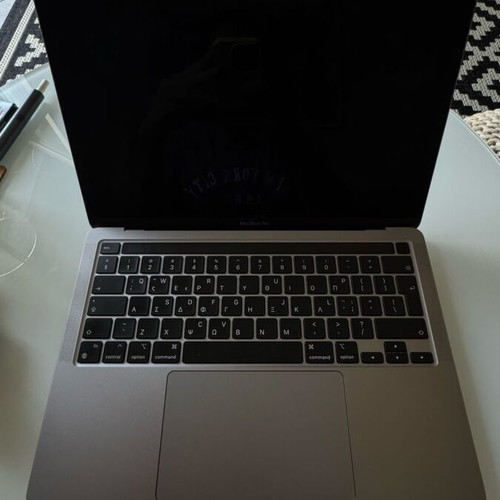 MacBook Pro 13" M1 2020 like new, 16GB RAM, 256GB SSD