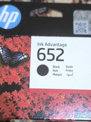 HP 652 Black Inkjet Ink new, sealed