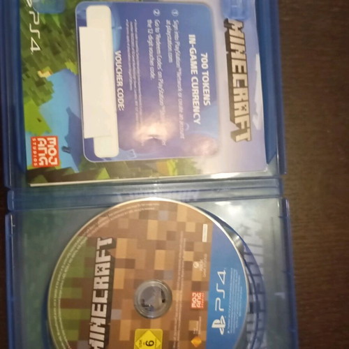 Minecraft Sony game like new without scratches