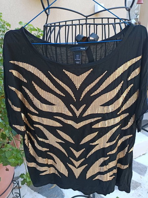 H&M Short Sleeve Black Viscose Top with Gold Sequins S/M New