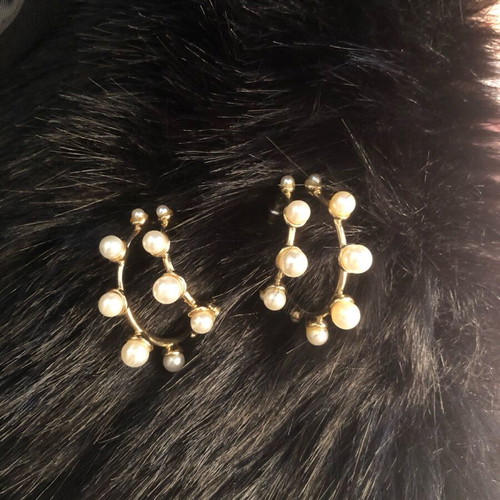 Double Gold Hoop Earrings with Pearls like new