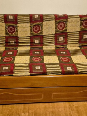 Καναπές-κρεβάτι με extra συρόμενο κρεβάτι σαν καινούργιο