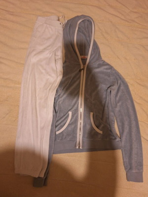 Girls' sportswear set used, pants and hooded jacket