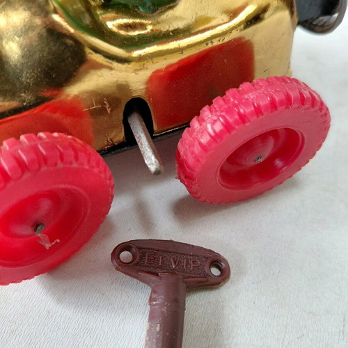 Champion Sport Elvip Toys winded toy from 60s new