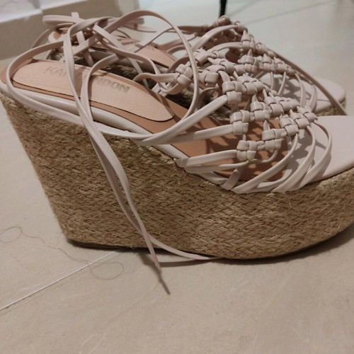 Platform sandals size 38 like new, lightweight with soft leather