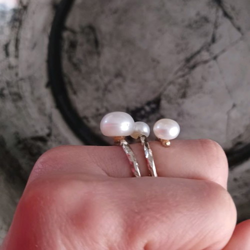 Silver gold-plated ring with 3 pearls new