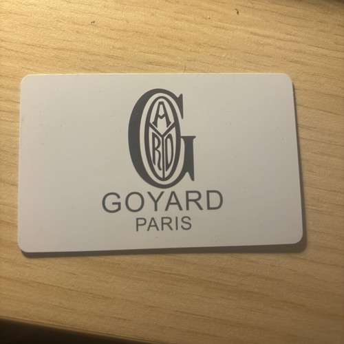 Goyard green card holder like brand new