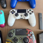 PlayStation 4 controller set used, 6 original controllers