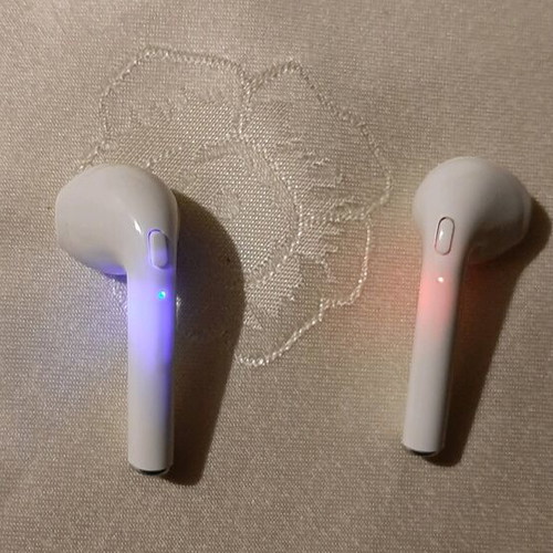 Bluetooth wireless earbuds new, white color, excellent sound quality