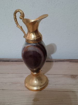 Αμφορέας μεταχειρισμένος με ημιπολύτιμη πέτρα, 13cm