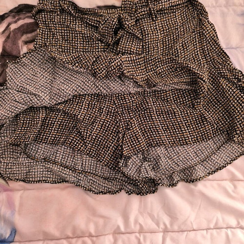 Zara checked skirt shorts like new, size medium