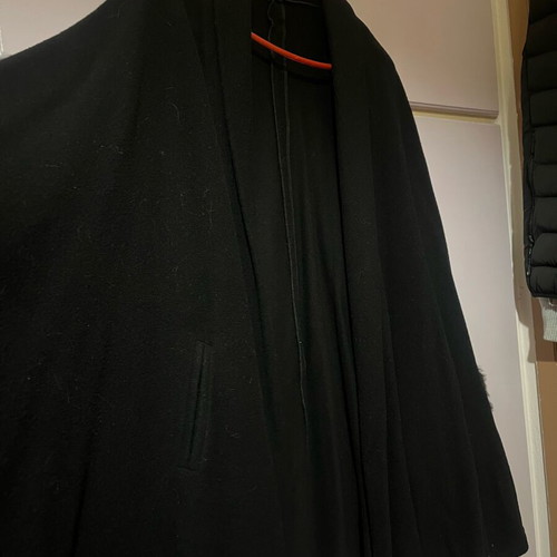 Women's black cape like new with fur on sleeves XL