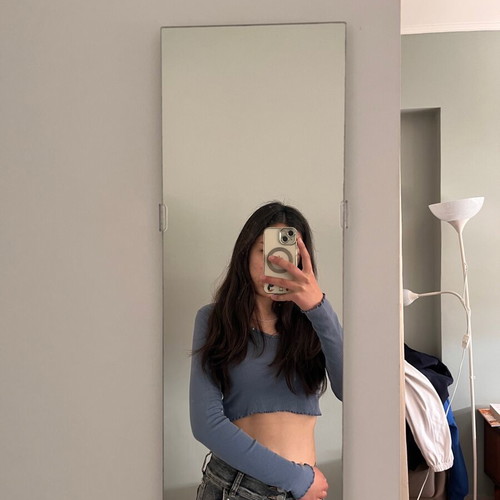 Blue long-sleeve top Pull & Bear like new with nice details