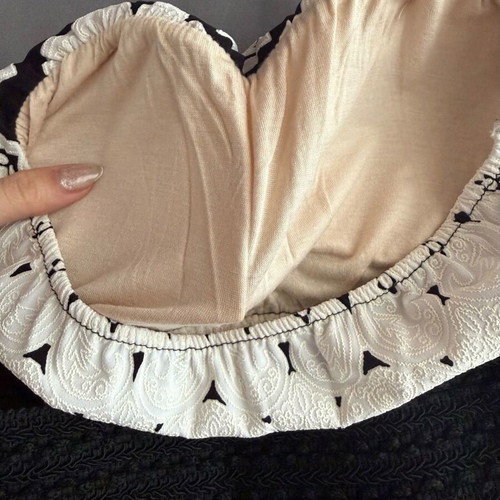 Vintage formal dress like new, one size, black and beige