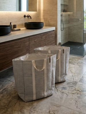 Laundry baskets set like new